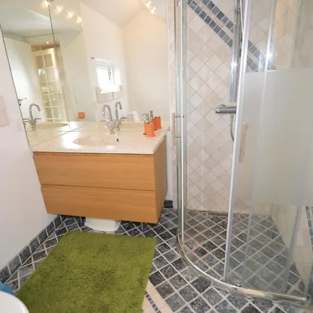 بيت للعطل Three-bedroom Holiday In